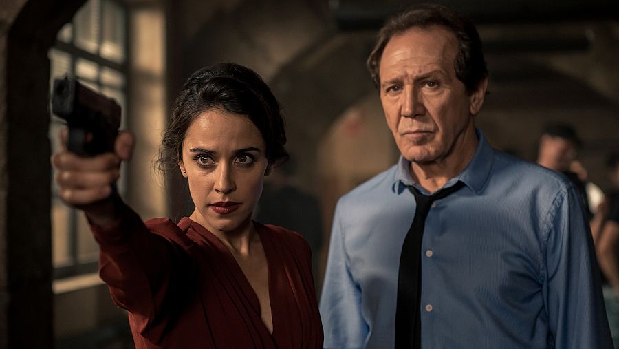 Lola Mendieta y Ernesto tendrán que hacer que un grupo de refugiados moriscos vuelva a su época