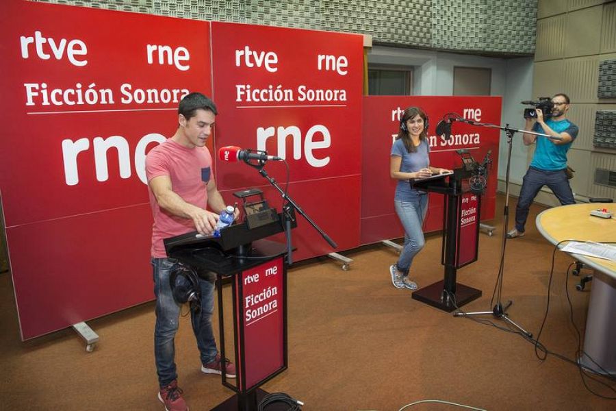 Alejo y Carolina durante la grabación de 'Bienvenido a la pasarela'