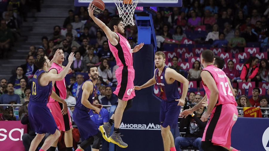 El Barça pierde el liderato ante Estudiantes y Fuenlabrada sigue primero