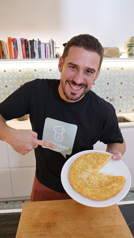 El chef cocinará recetas sencillas y los espectadores podrán convertirse en un ingrediente más