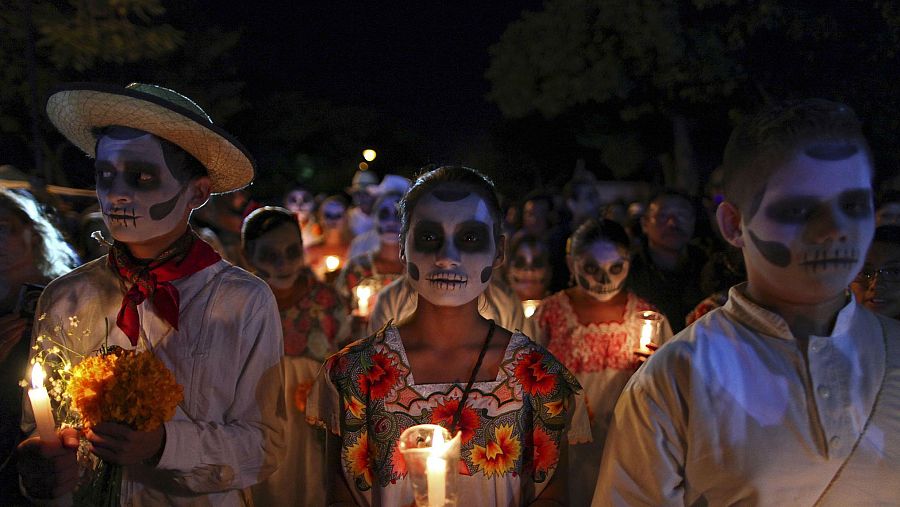Algunas culturas celebran la muerte