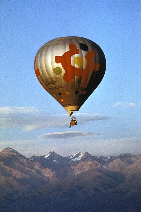 Queremos compartir con nuestros espectadores, algunos de los mejores momentos vividos  en las diferentes aventuras aéreas que nutren nuestra extensa biografía.