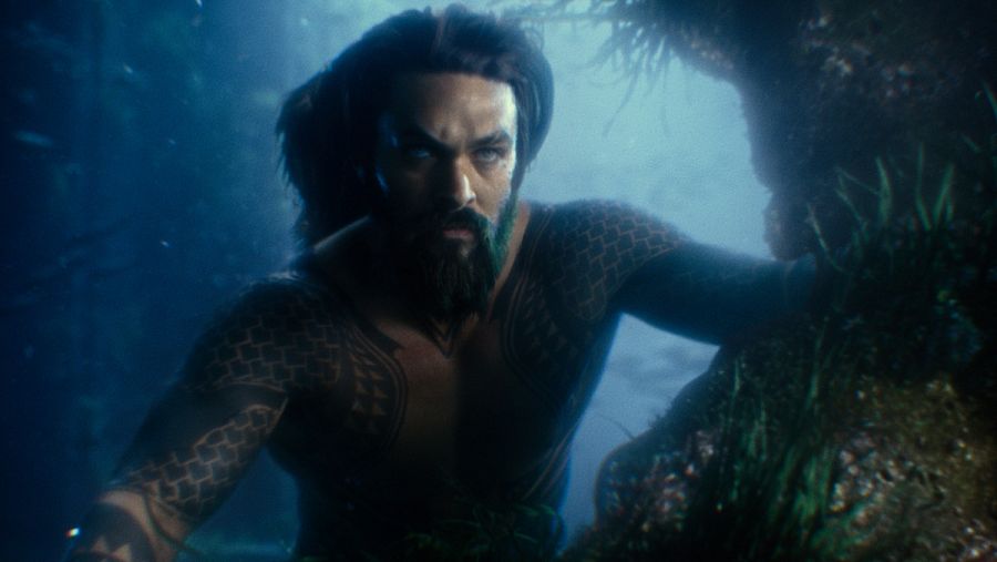 Jason Momoa interpreta a Arthur Curry/Aquaman