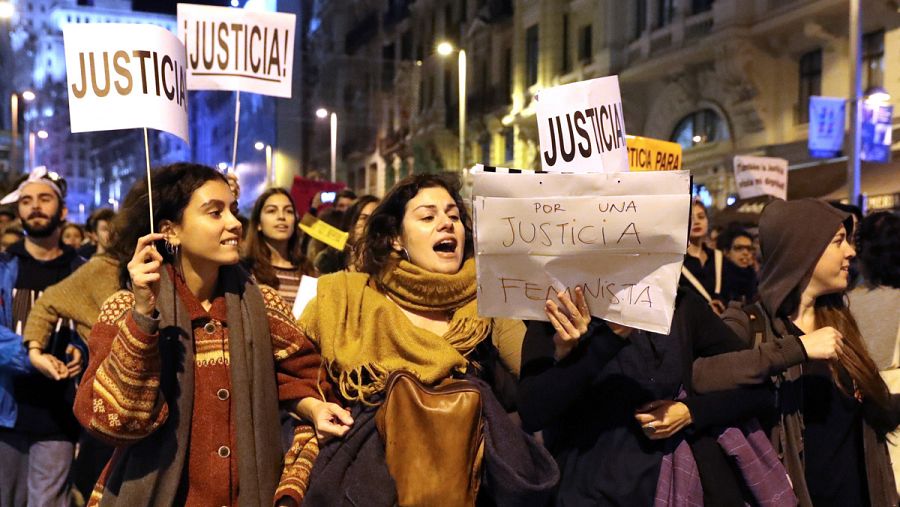 Concentración frente al Ministerio de Justicia contra los 