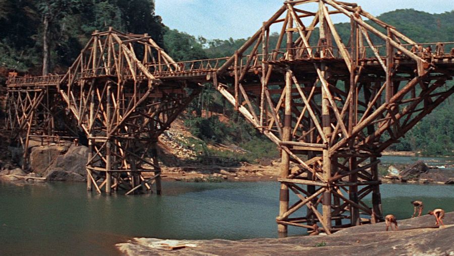 Fotograma de la película 'El puente sobre el río Kwai'