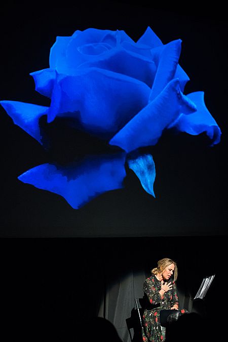 Miriam Díaz-Aroca ha interpretado su monólogo 'Elígete, dale a la vida'