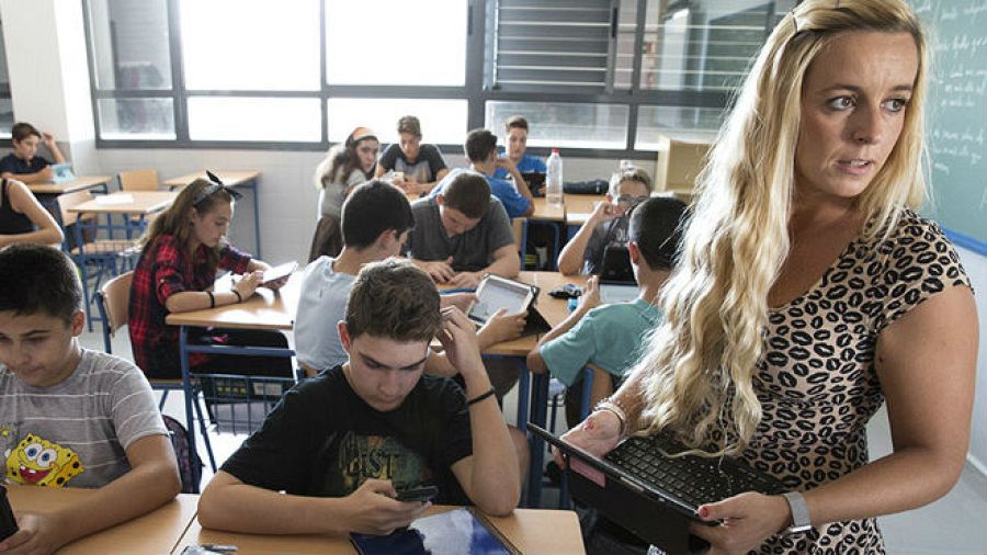 Rosa Liarte, una de las profesoras innovadoras que destacamos en 'Memoria de delfín'