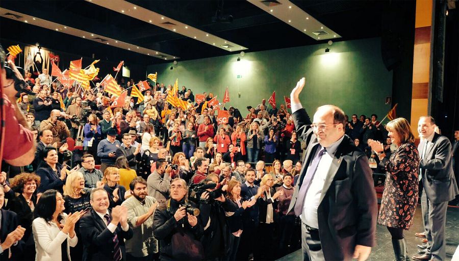 Miquel Iceta en el acto de apertura de su campaña en L'Hospitalet