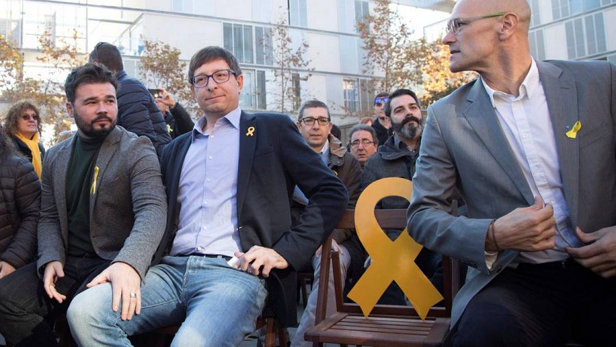 Mundó y Romeva protagonizan la campaña de ERC.