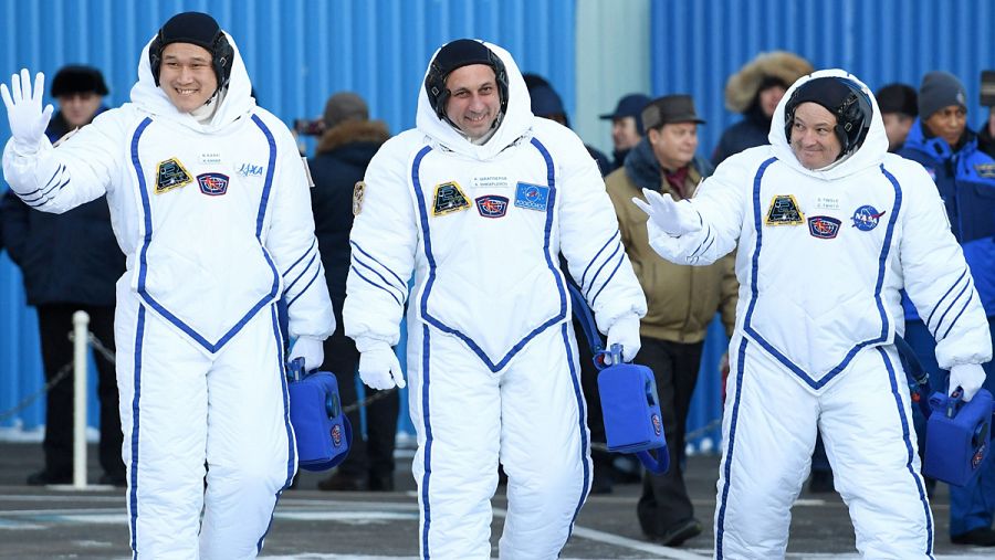 La tripulación de la Soyuz MS-07, el japonés Norishige Kanai, el ruso Antón Shkaplerov y el estadounidense Scott Tingle