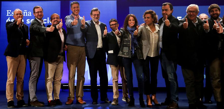 Nueve presidentes territoriales del PP y la cúpula del partido han arropado el acto central de campaña del PPC