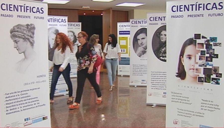 Mujeres de la ciencia en la historia