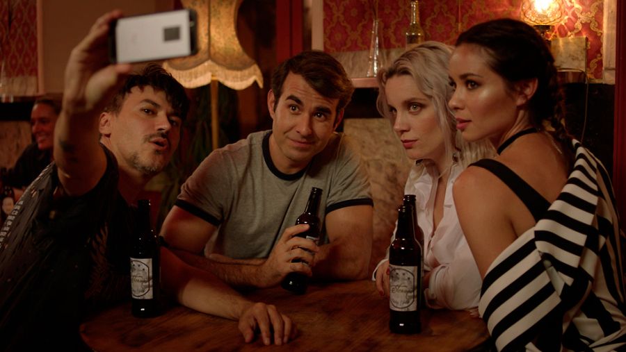 De izq a dcha, Dani Muriel (Marcos), Carolina Bang (Dorien) y Dafne Fernández (Miriam)