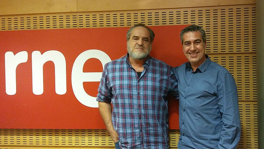 Arturo Martín recibe a Álvaro Van den Brule, fundador de 'Ajedrez sin fronteras'