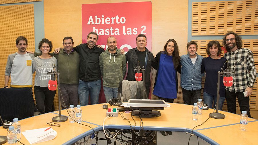 Foto final con Paloma Arranz y su equipo