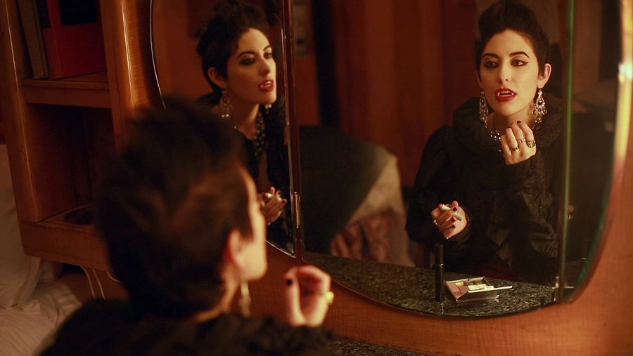 El juego de rol, Vampiro : la mascarada, fue un fenómeno que influyó en el cine, la literatura y la moda de aquellos años