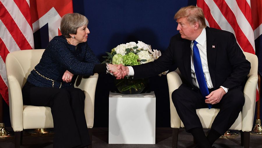 Theresa May se ha reunido con Donald Trump aprovechando el paso de ambos por Davos