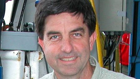 Francisco Sánchez es biólogo