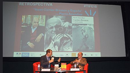 El biógrafo de Cartier-Bresson, Pierre Assouline, en el Institut français de Madrid