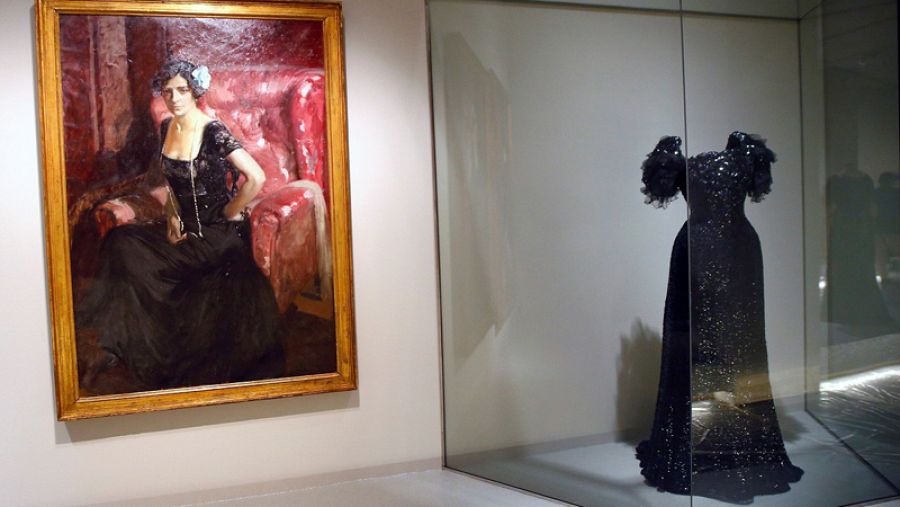Resultado de imagen de exposicion cuadros vestidos joaquin sorolla