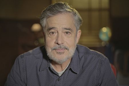 Carlos Iglesias participa en 'Ochéntame...'