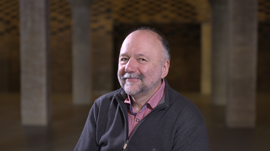 Andrei Kurkov, escritor ucraniano, en Página Dos