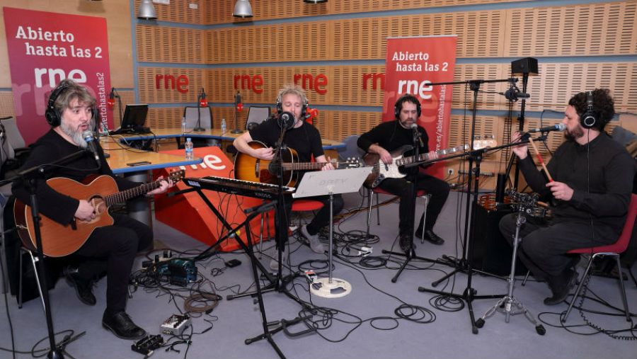 Elefantes en el escenario de 'Abierto hasta las 2'