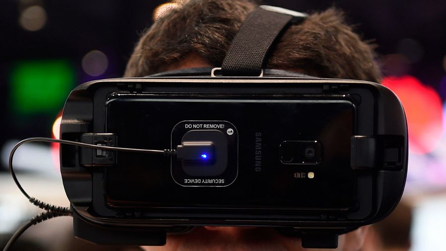 Samsung ha apostado más por sus gafas de realidad virtual, las Gear VR.