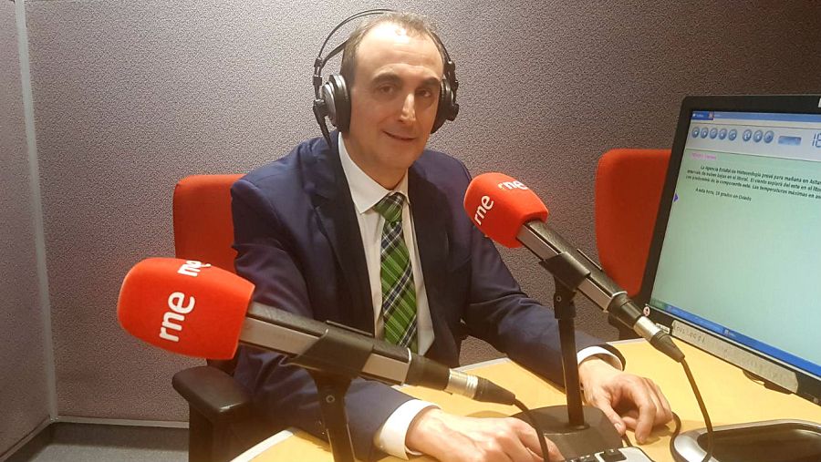 El doctor Pedro Pablo Rodríguez interviene desde Rne Oviedo