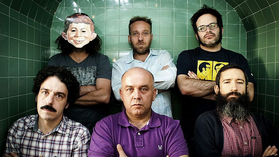 Miembros del colectivo Mongolia, creadores de la revista satírica y mordaz del mismo nombre