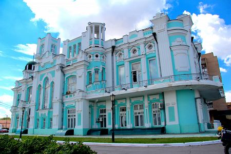 Llamativo edificio situado en Astrakhan, puerta hacia Oriente