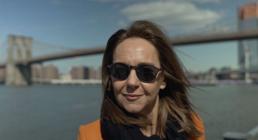 María Dueñas en Página Dos