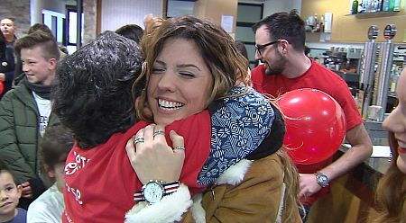 Miriam, tercera clasificada, se reencuentra con sus familiares tras su paso por la Academia