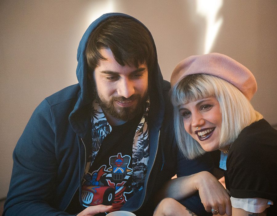 Angy Fernández y Manuel Huedo, dos de los protagonistas de la serie digital