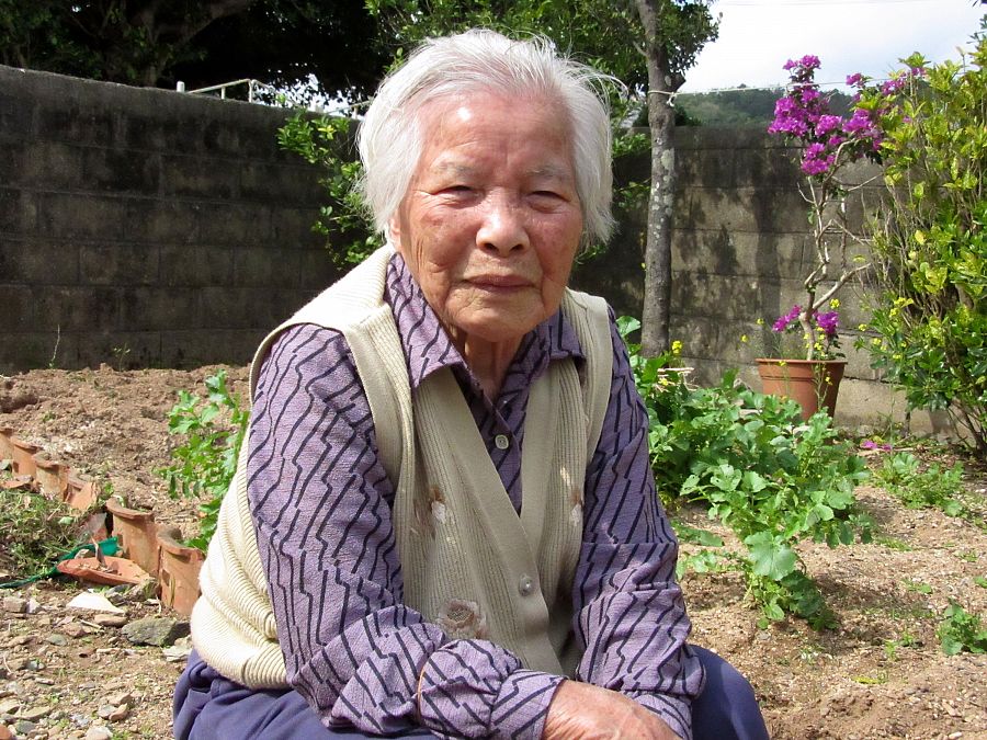 Okinawa Toki Arashiro, una 'joven' anciana de 99 años