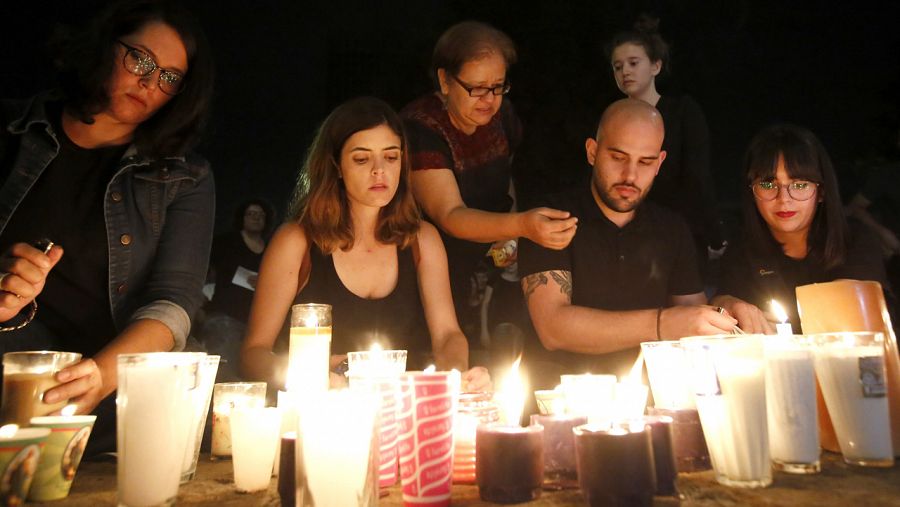 Familiares y amigos rinden homenaje a los tres estudiantes asesinados en Jalisco