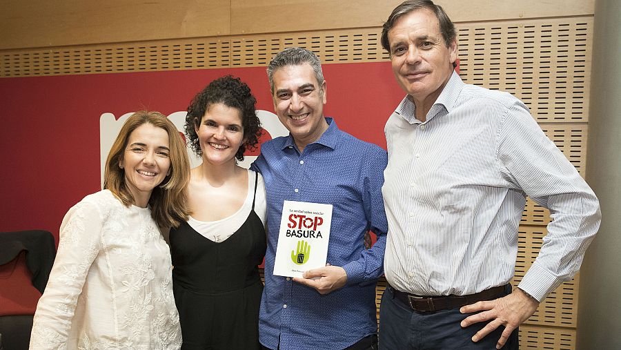 De izqda. a drcha.: Nieves Rey, Patricia Costa, Arturo Martín y José Fuster