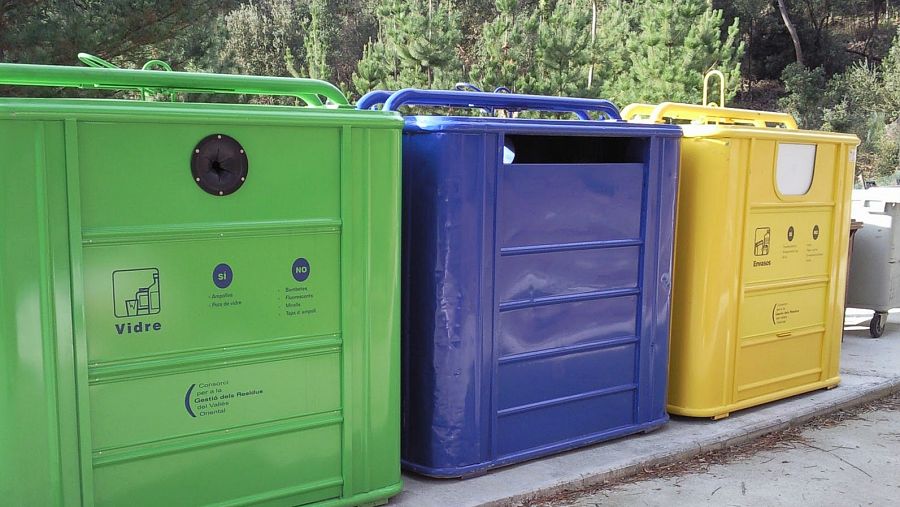 Contenedores para separar los distintos residuos