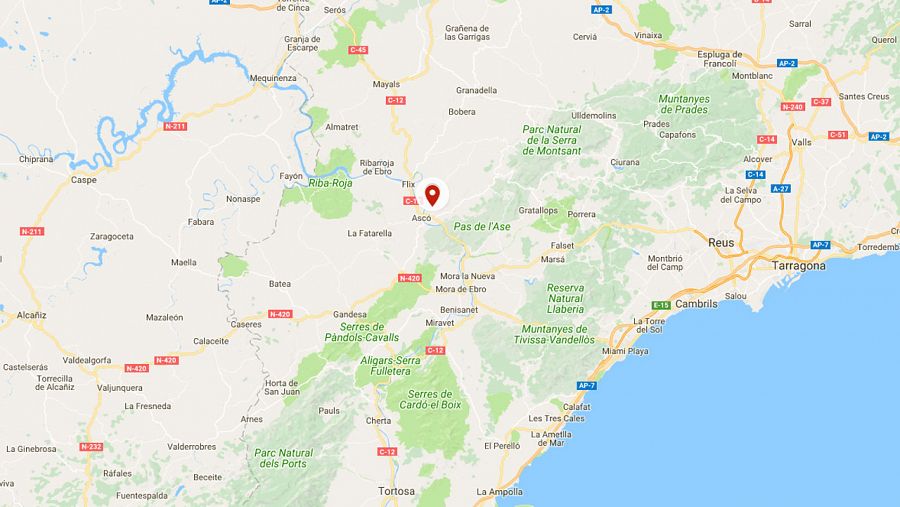 La avioneta se ha estrellado en el kilómetro 9,5 de la carreta T-2237 en Flix, Tarragona