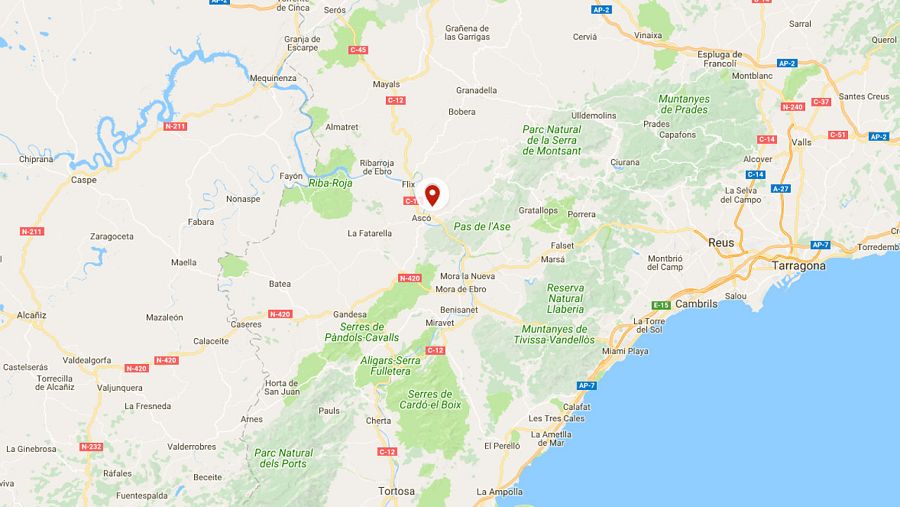 La avioneta se ha estrellado en el kilómetro 9,5 de la carreta T-2237 en Flix, Tarragona