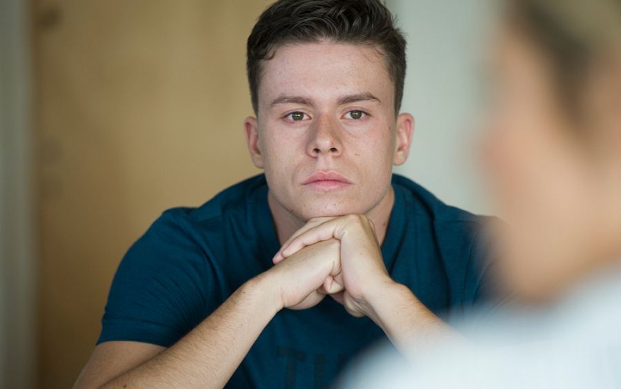 Matthieu Lucci en un momento de la película