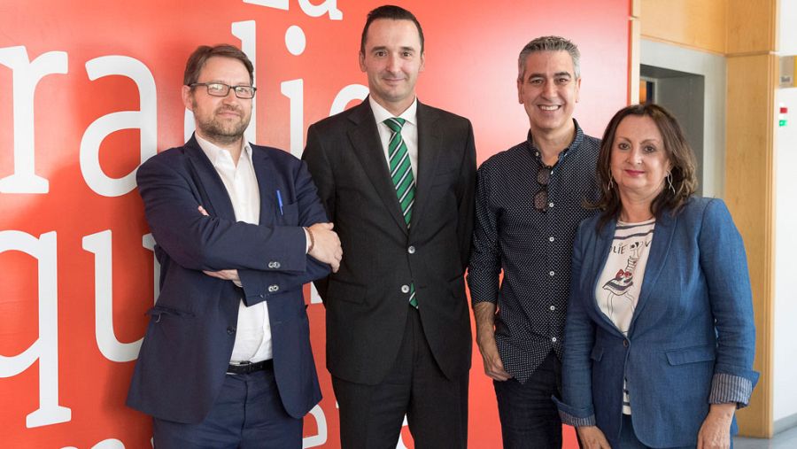 De izquierda a derecha: Víctor Manuel Cageao, Miguel Ángel Molina, Arturo Martín y Julia Molina