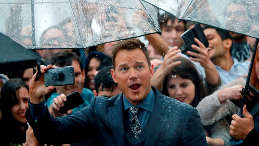 El actor Chris Pratt con sus fans en Madrid