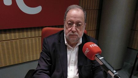 José Luis Barreiro es el autor del libro 'Menos muros y mas puentes'