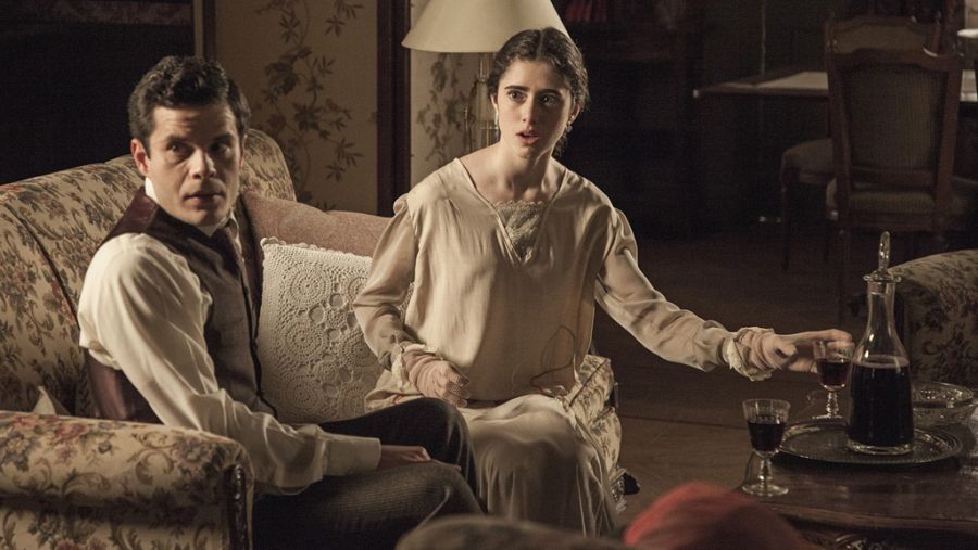 María Jesús y Arcadio se ven por primera vez