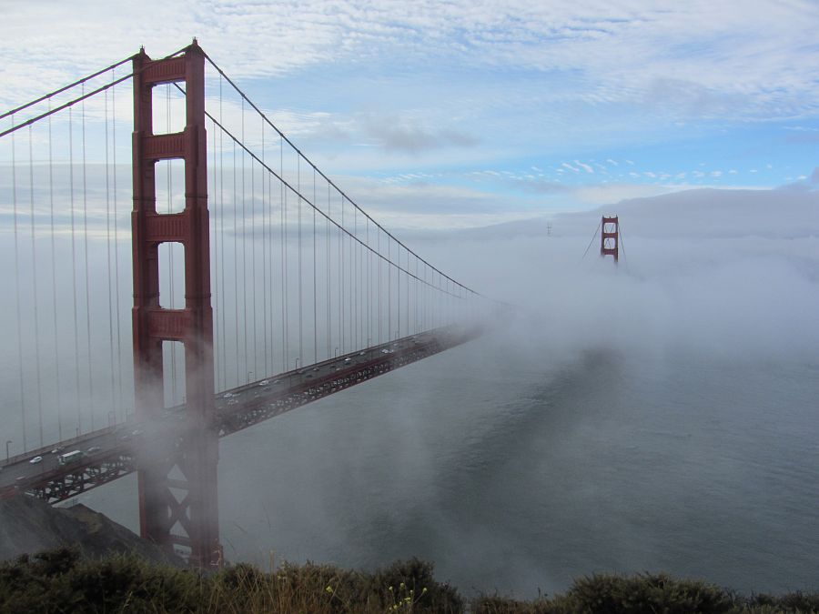 Niebla en el Golden Gate de San Francisco