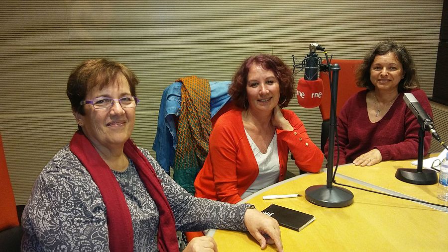 De izda. a drcha.: Rosa Corrochano, Oliva Morente y Ángeles Almarza