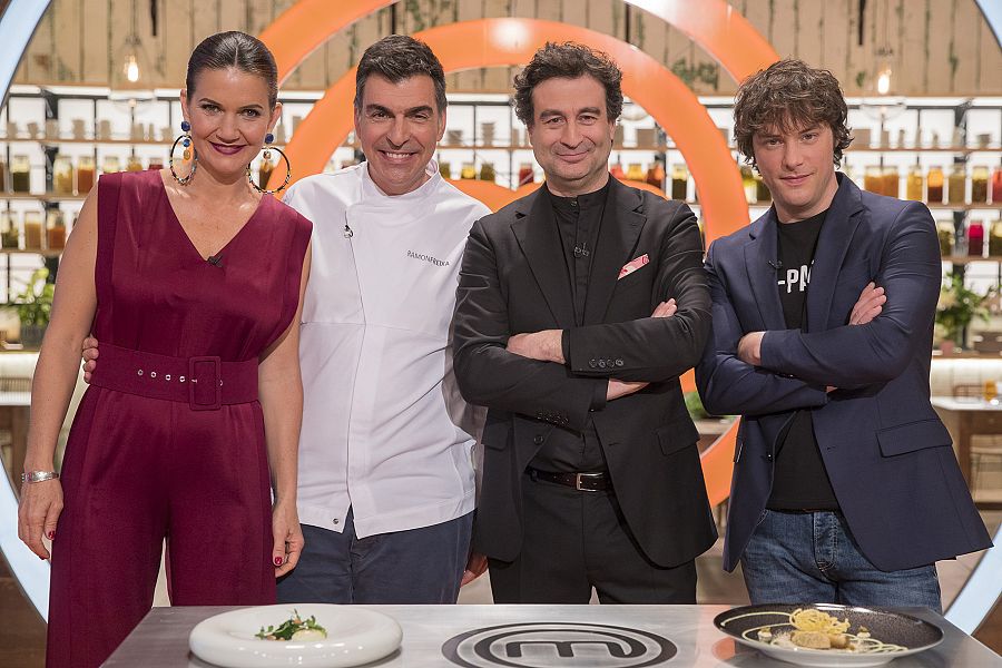 El chef Ramón Freixa (dos estrellas Michelin) ayudará a los aspirantes en el último reto