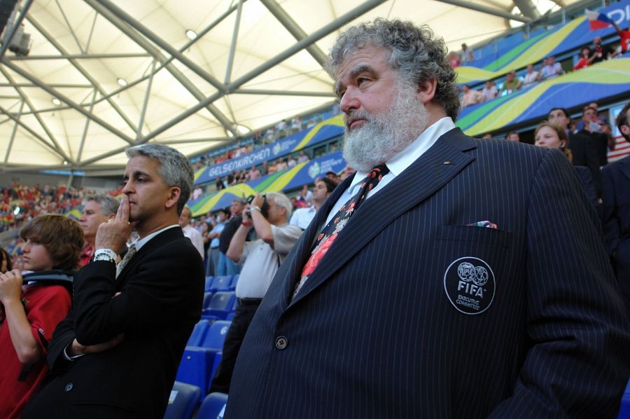 Blazer miembro comité ejecutivo de la FIFA