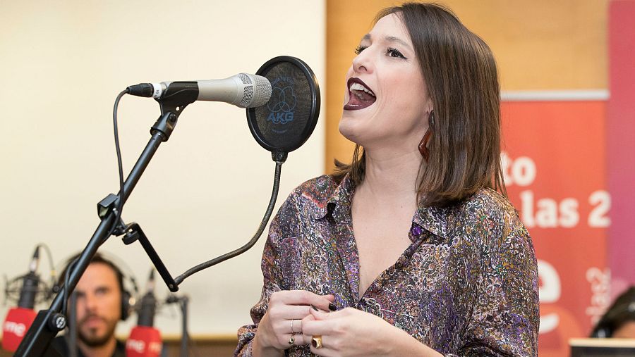 Un momento del acústico, en la Casa de la Radio (Madrid)
